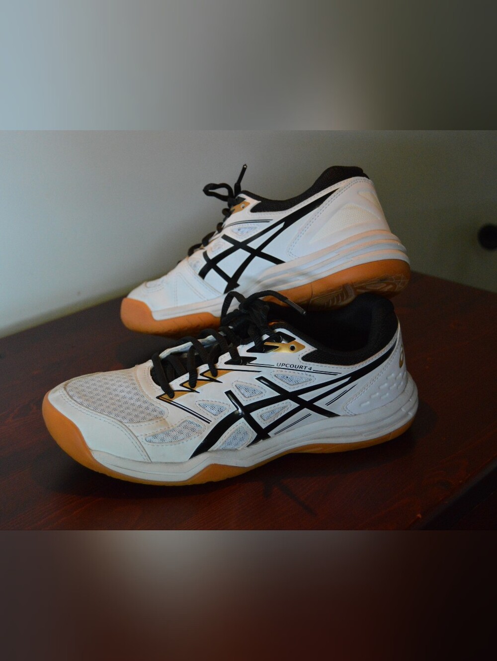 ASICS Upcourt 4 Volleyball Squash Badminton Shoes White Men's US 7 / EU 40